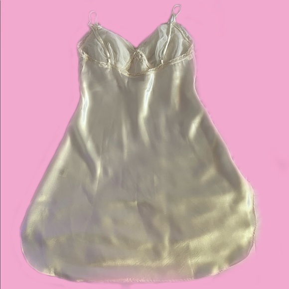 Elegant white silky dress with pearl n lace trim around the bust/shoulder area. - Picture 2 of 6